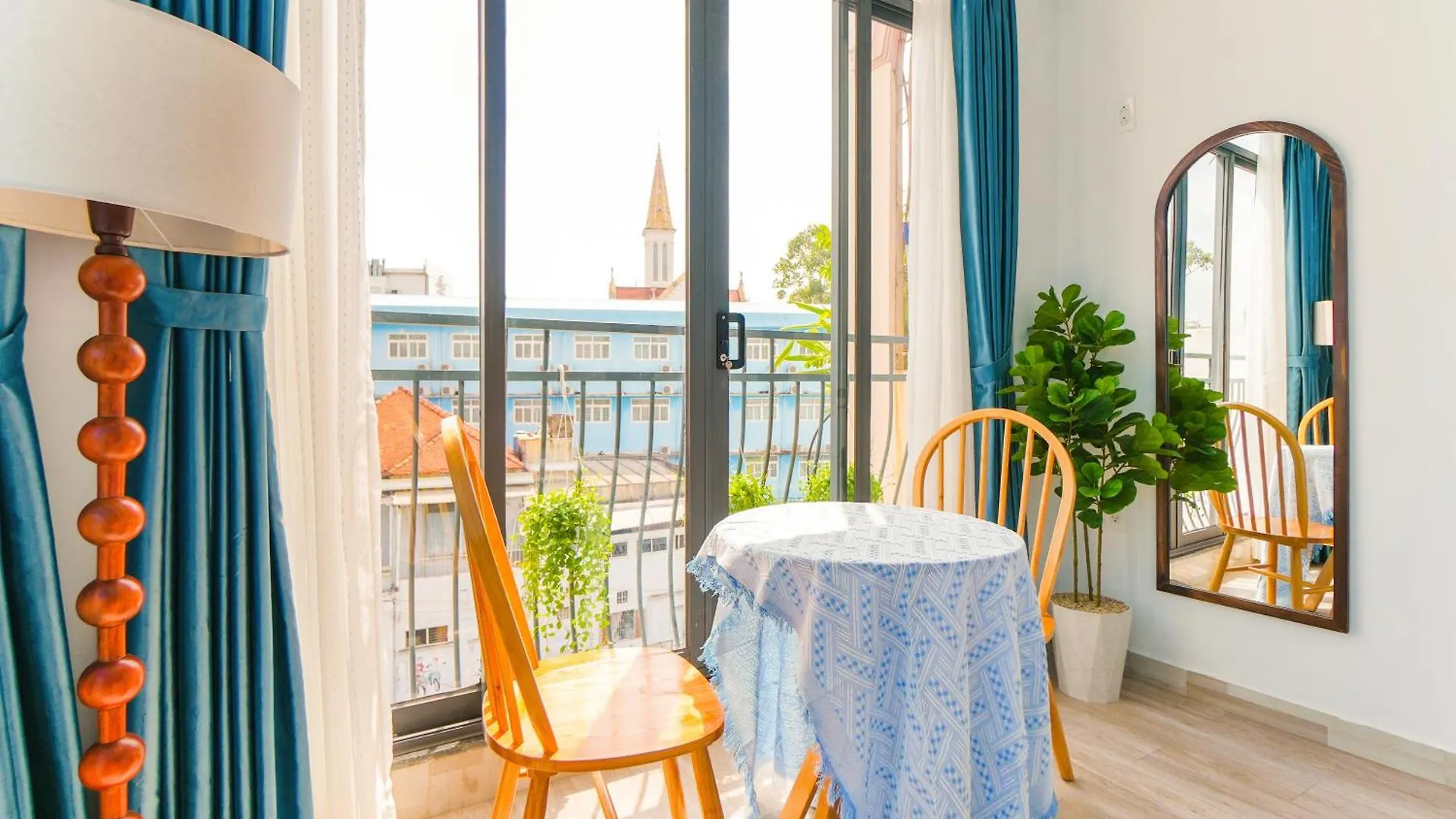 Apartment Luong Huu Khanh Homestay - Centre District 1 Ho Chi Minh City